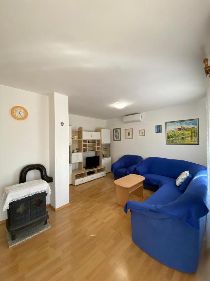 App Ratkovic Apartment Novi Vinodolski Exterior photo
